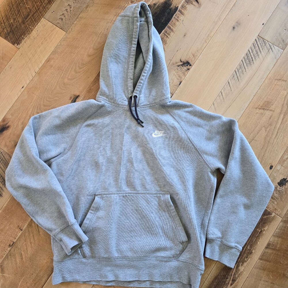 Nike Light Gray Hooded Sweatshirt Size Medium